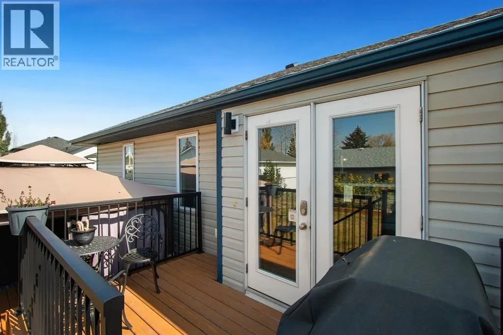 40 Douglas Close