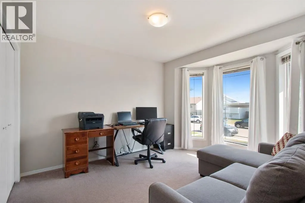 40 Douglas Close