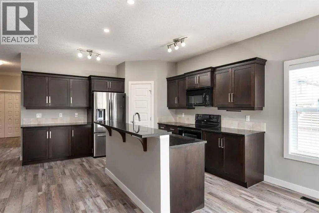 101 Monteith Court SE
