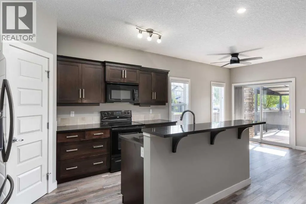 101 Monteith Court SE