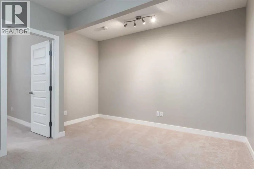 101 Monteith Court SE