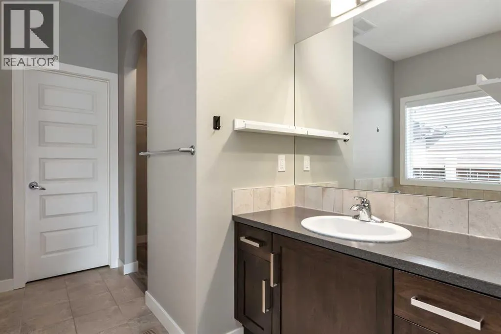 101 Monteith Court SE
