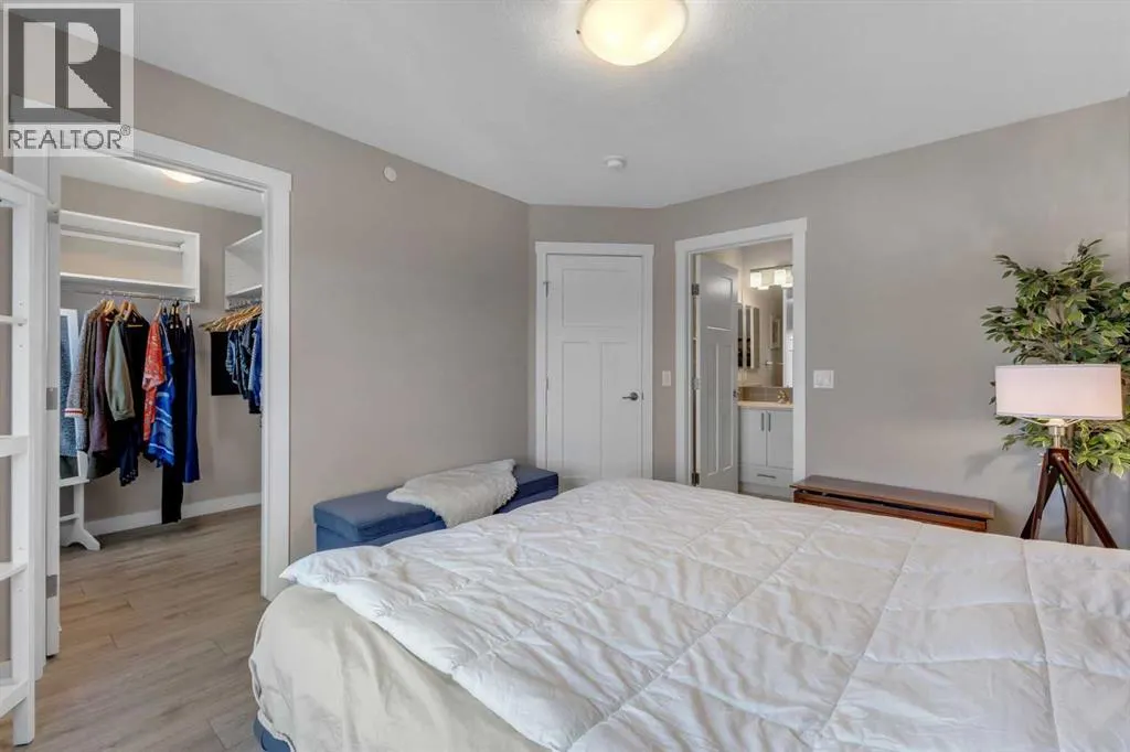 158 Livingston Common NE