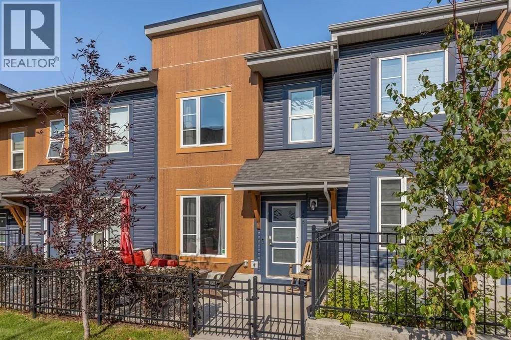 158 Livingston Common NE