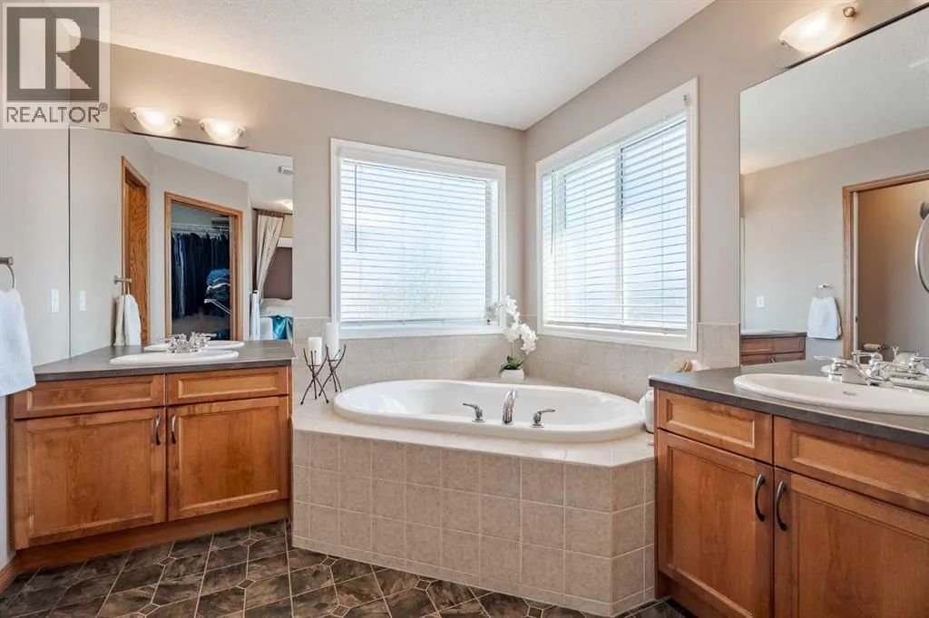 48 ST Moritz Terrace SW