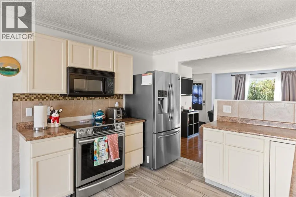 7 Erin Park Bay SE