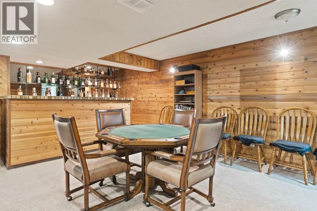 7 Erin Park Bay SE
