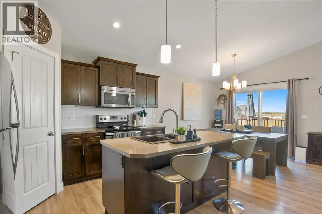 18 Aurora Heights Boulevard