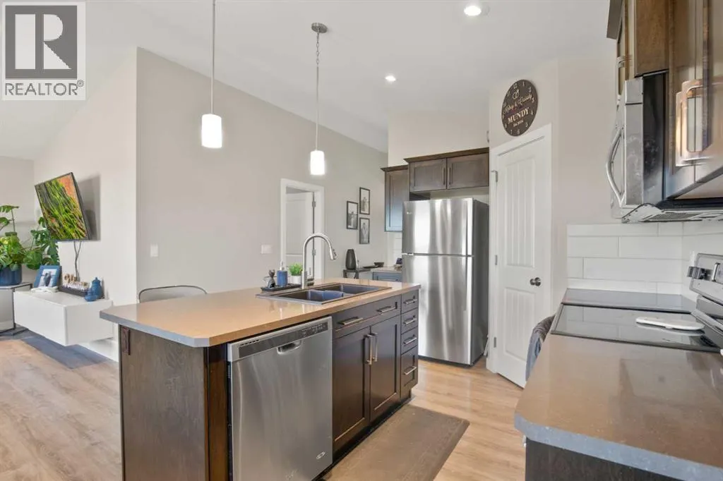 18 Aurora Heights Boulevard