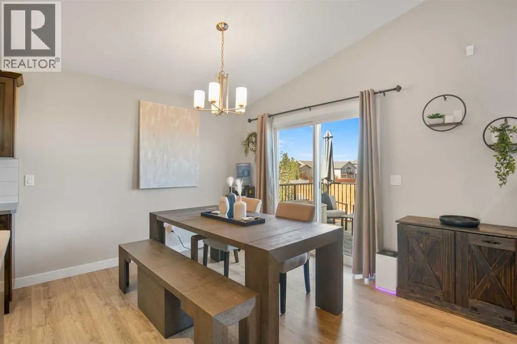 18 Aurora Heights Boulevard