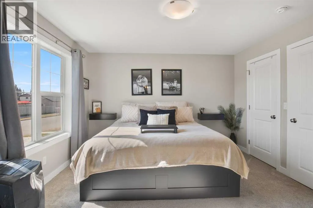 18 Aurora Heights Boulevard