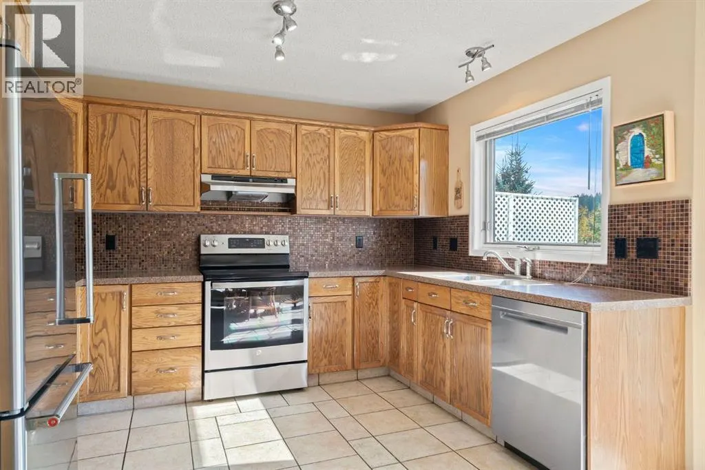 112 Riverview Circle