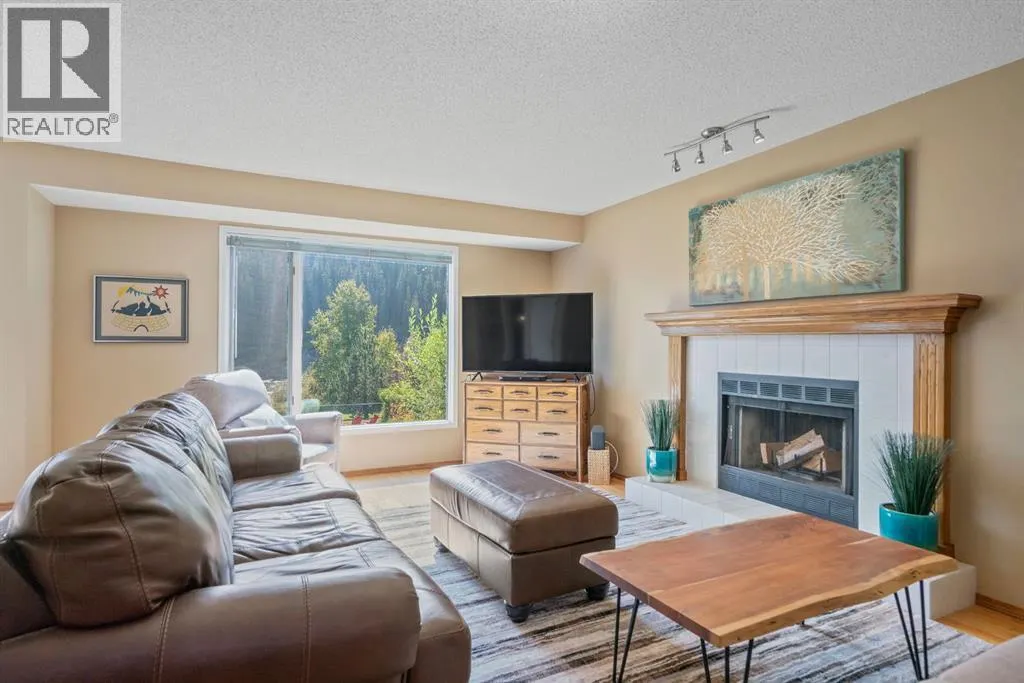 112 Riverview Circle