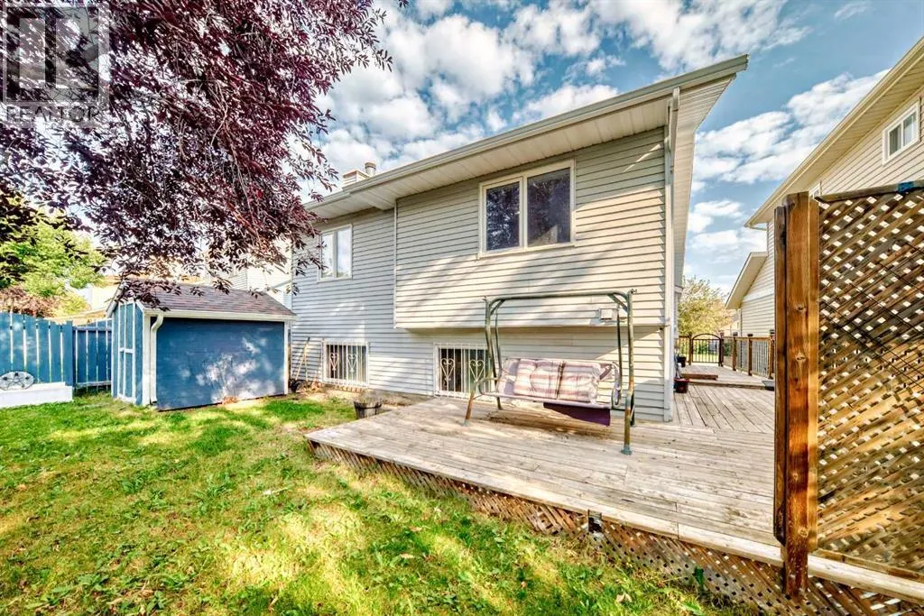 1235 Sandpiper Road NW