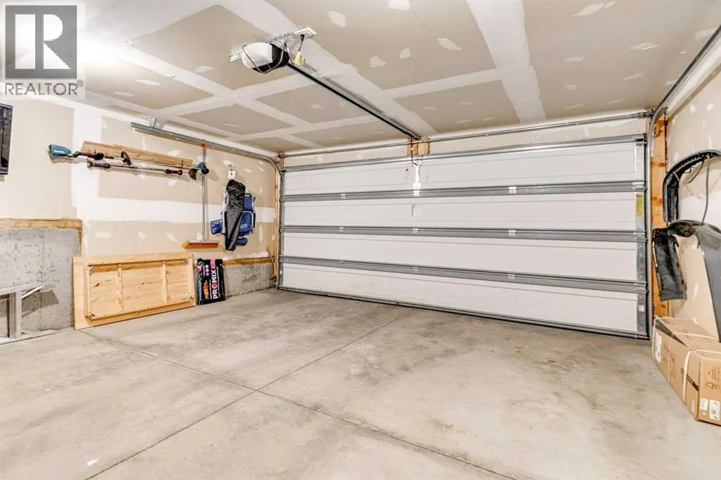 233 Auburn Meadows Drive SE