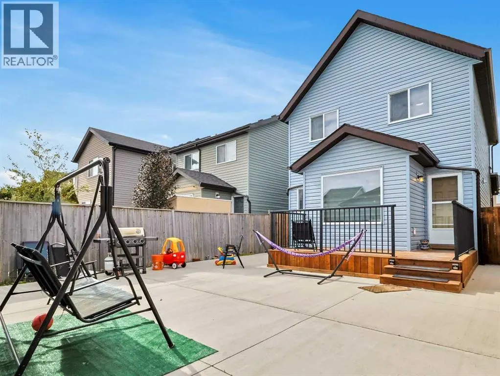 144 Skyview Point Green NE