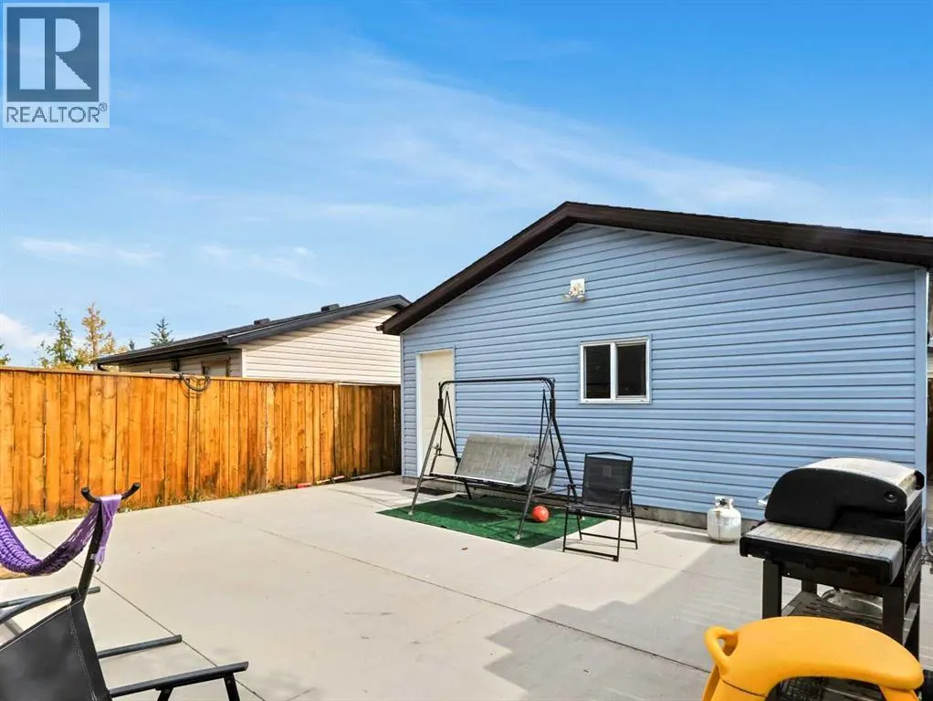 144 Skyview Point Green NE
