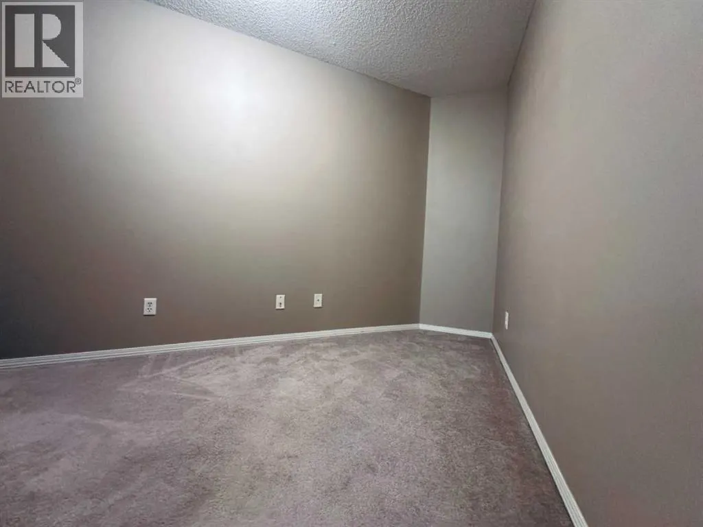 1220, 8 Bridlecrest Drive SW