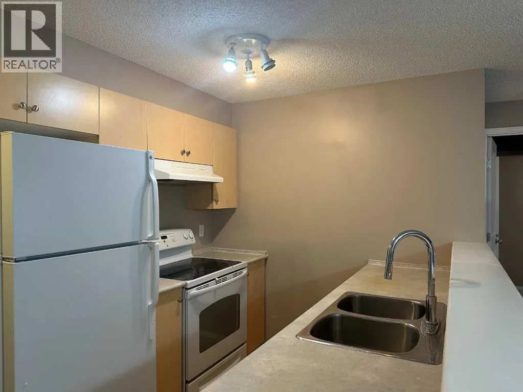 1220, 8 Bridlecrest Drive SW