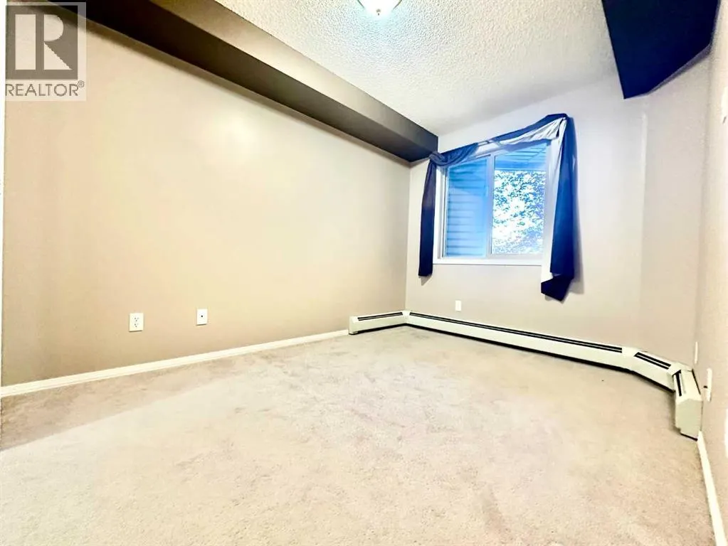 1220, 8 Bridlecrest Drive SW