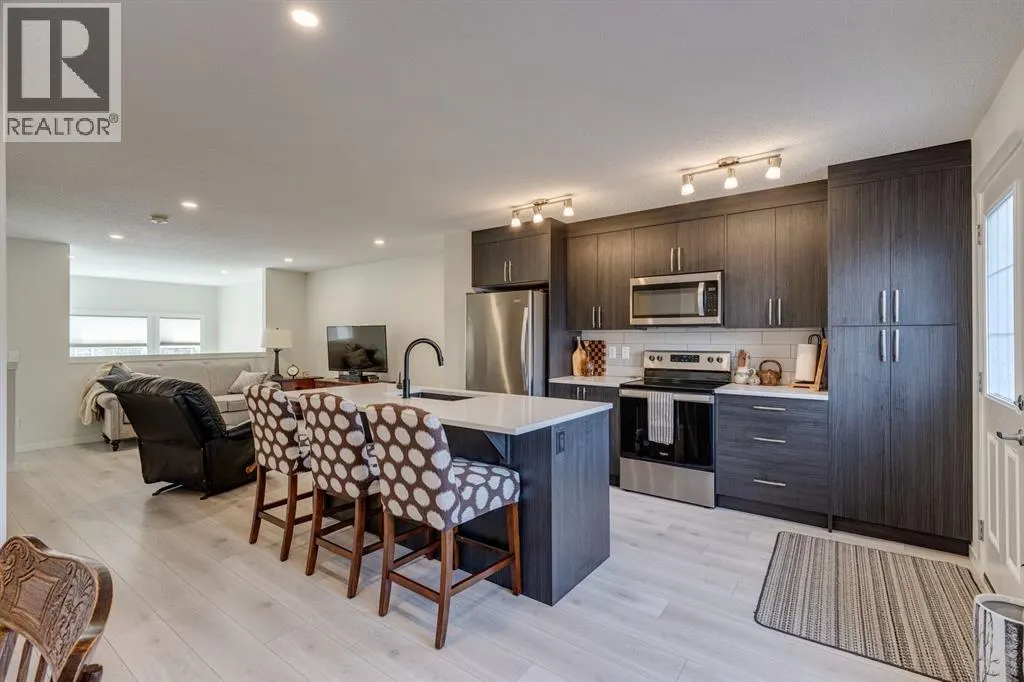 174 Chinook Gate Boulevard SW