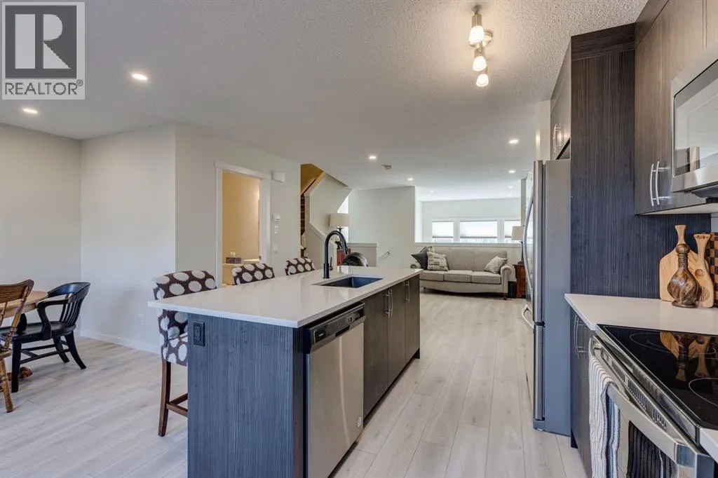 174 Chinook Gate Boulevard SW