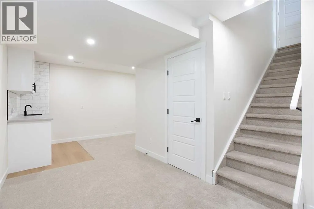 24 Hawkwood Crescent NW