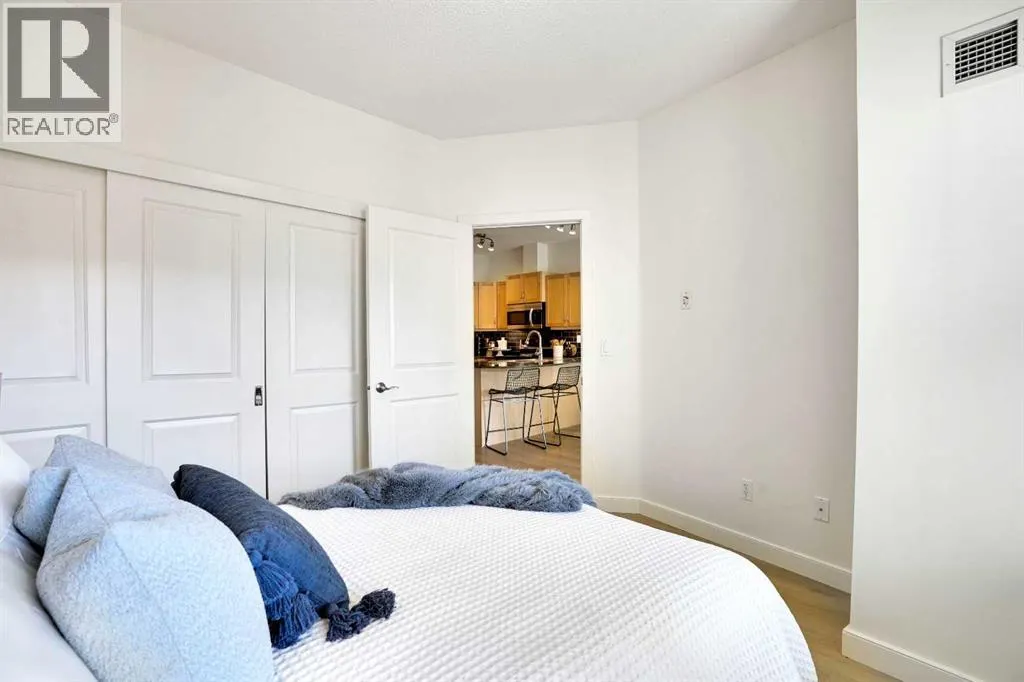 3305, 11811 Lake Fraser Drive SE