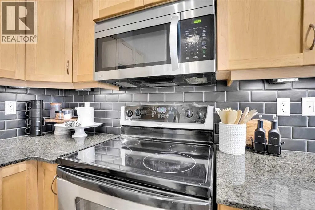 3305, 11811 Lake Fraser Drive SE
