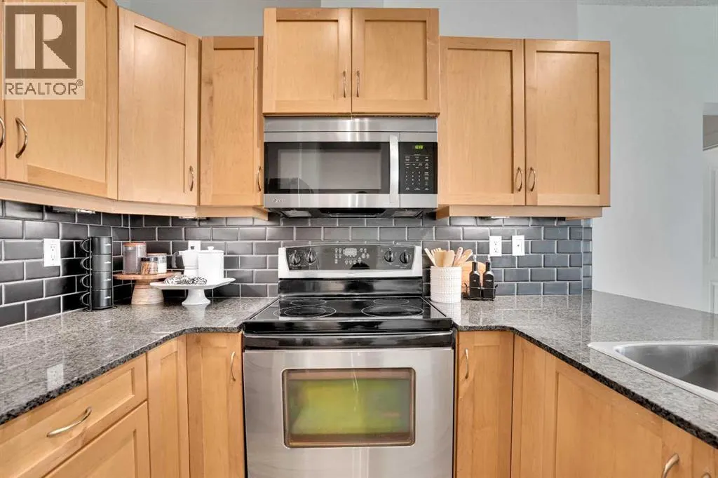 3305, 11811 Lake Fraser Drive SE