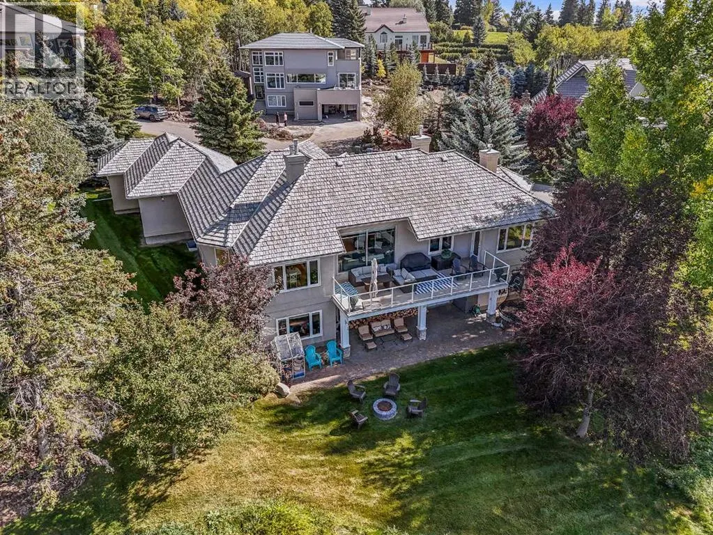 171 Slopeview Drive SW
