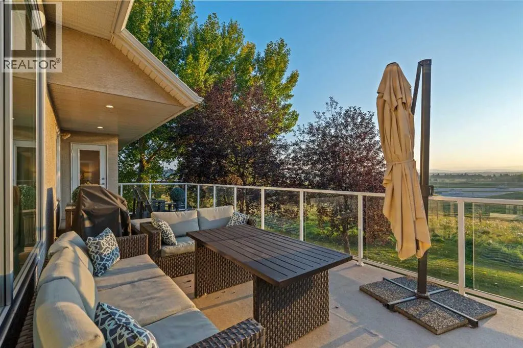 171 Slopeview Drive SW