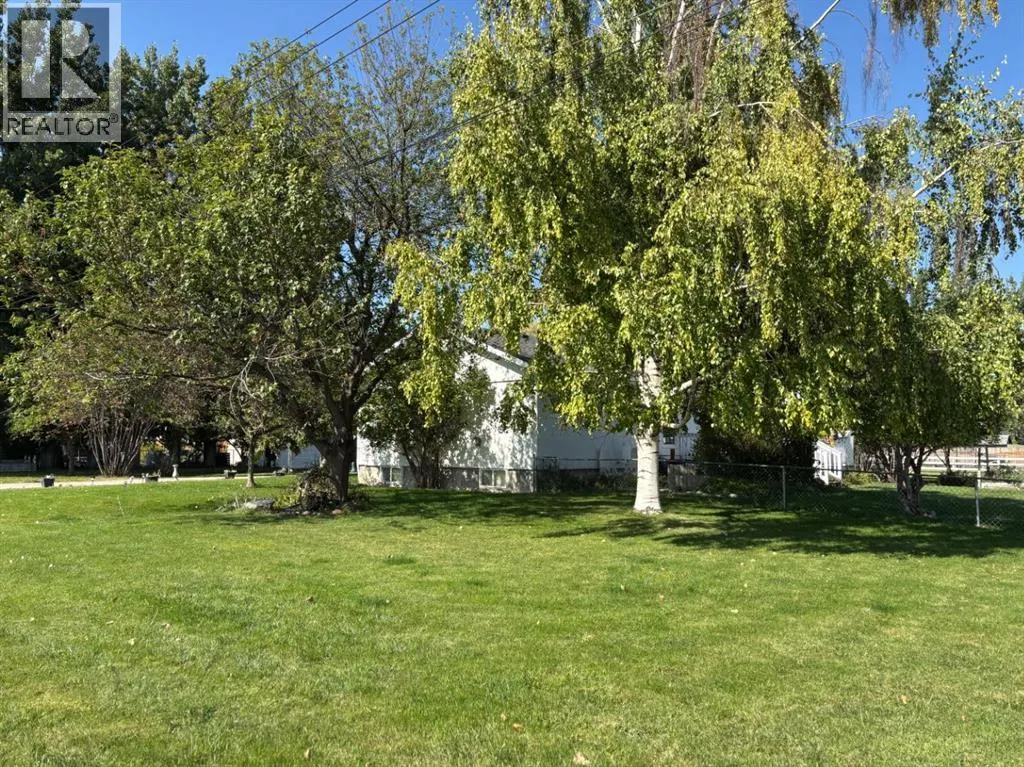 253 W 4 Avenue S