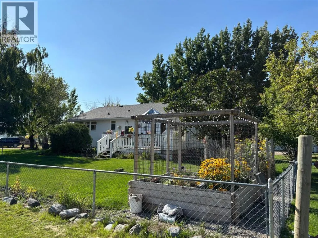 253 W 4 Avenue S