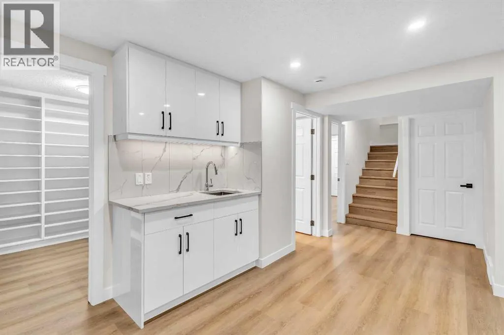 331 Springbank Place SW
