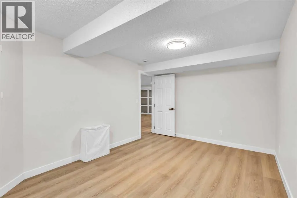 331 Springbank Place SW