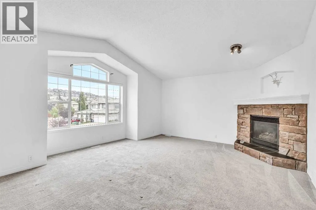 331 Springbank Place SW
