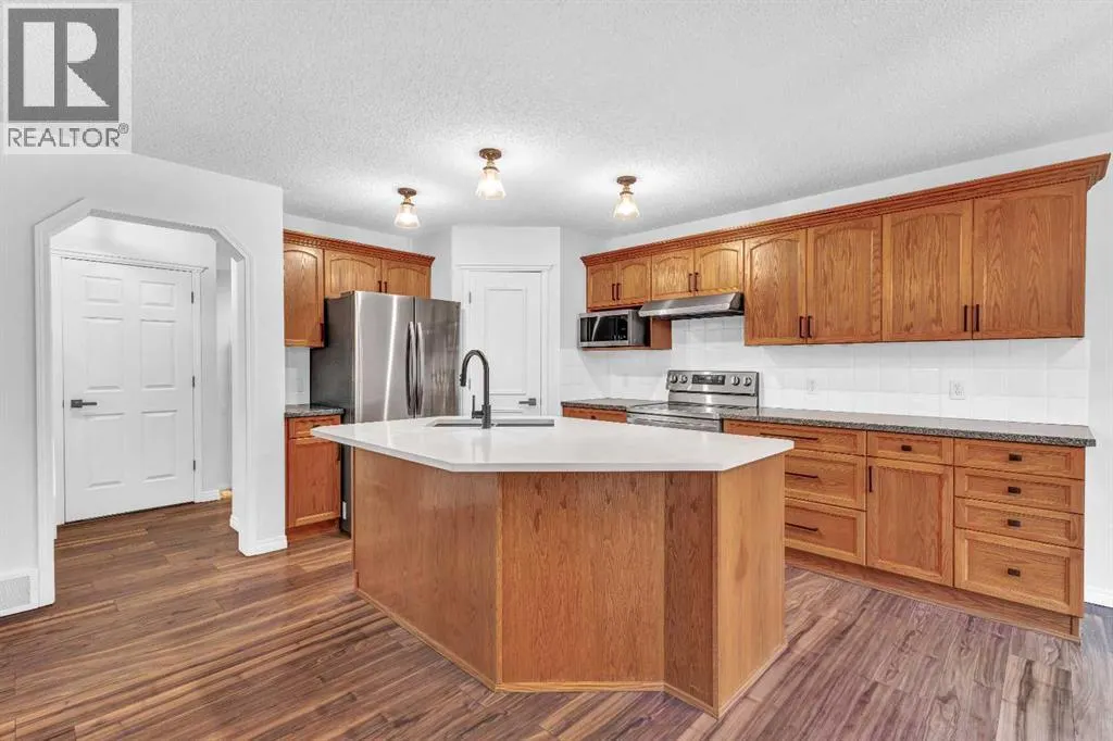 331 Springbank Place SW