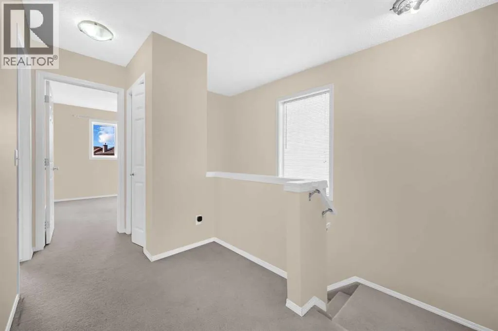 5 Saddlebrook Common NE