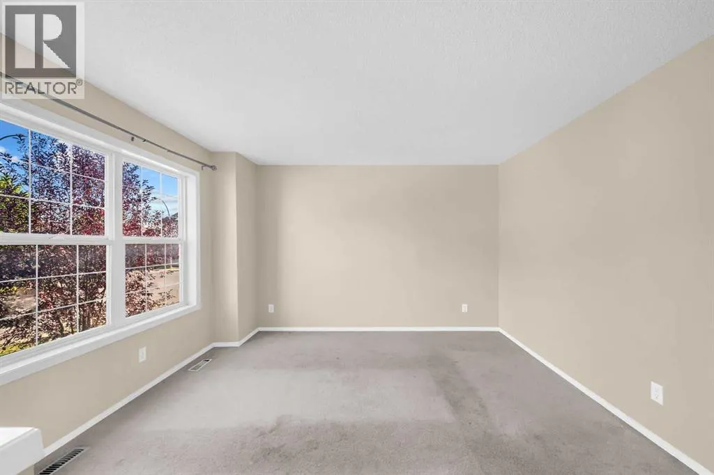 5 Saddlebrook Common NE