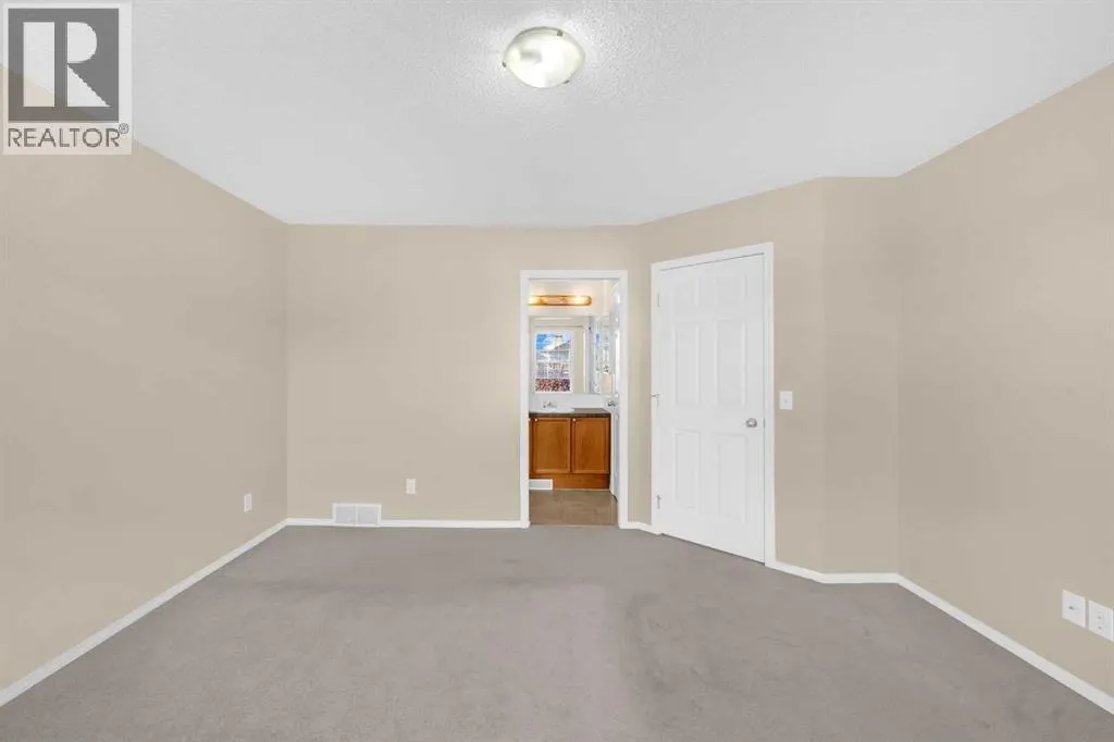 5 Saddlebrook Common NE