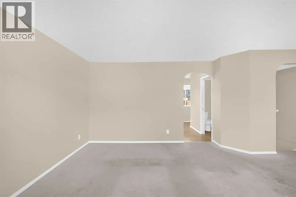 5 Saddlebrook Common NE