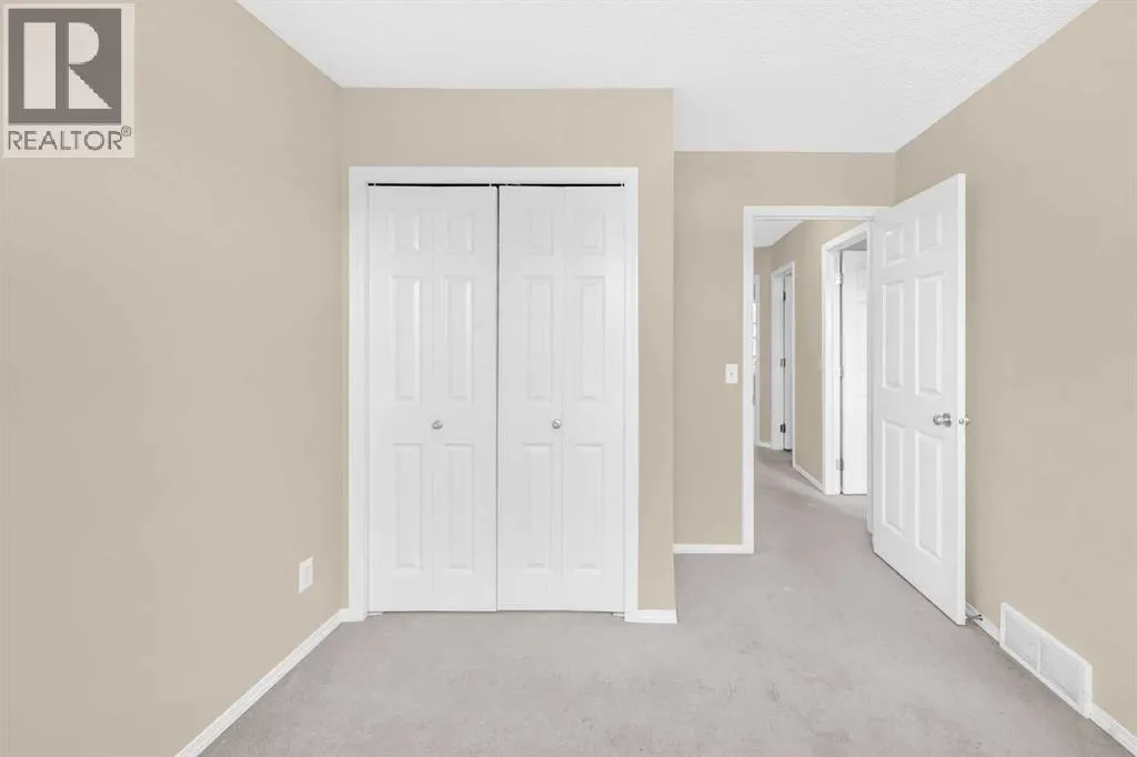 5 Saddlebrook Common NE