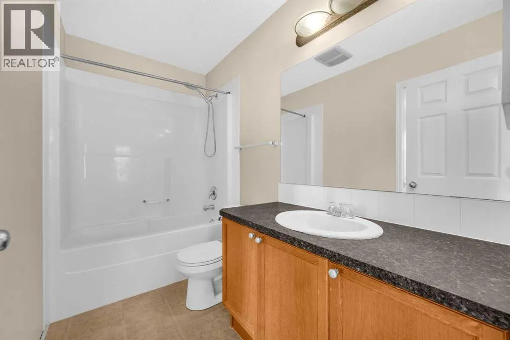 5 Saddlebrook Common NE