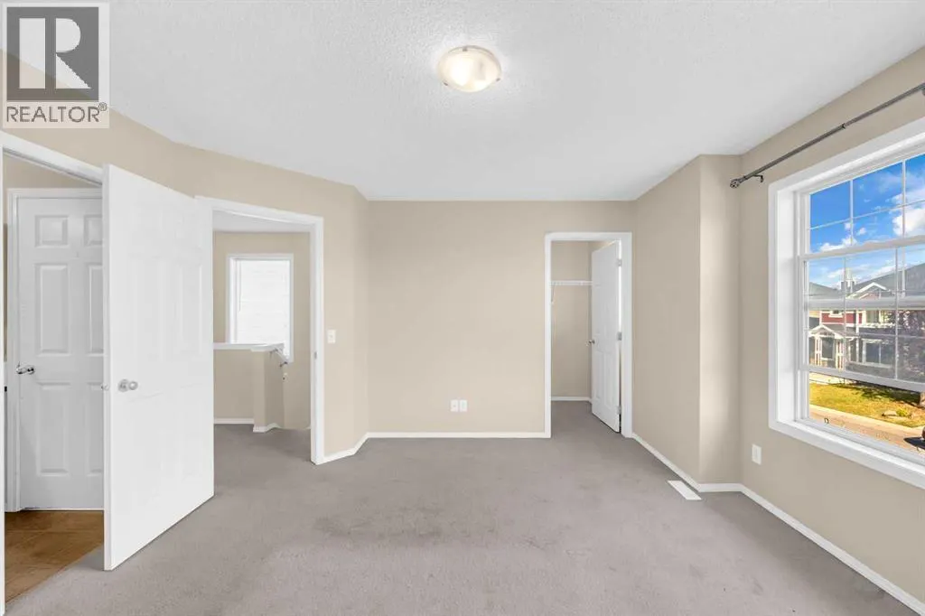 5 Saddlebrook Common NE