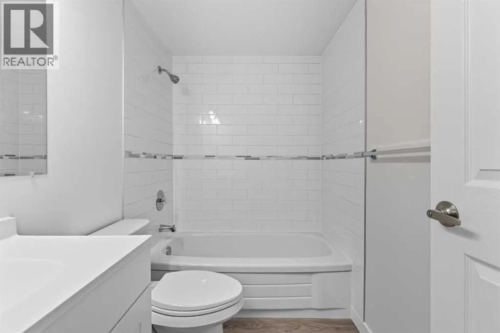 302A, 5601 Dalton Drive NW