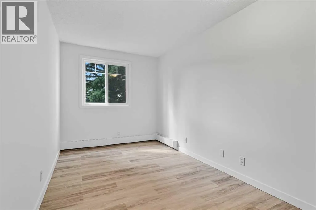 302A, 5601 Dalton Drive NW