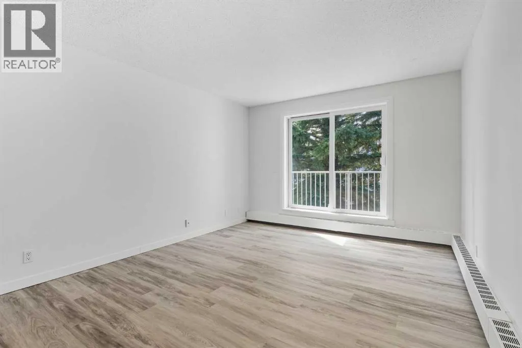 302A, 5601 Dalton Drive NW