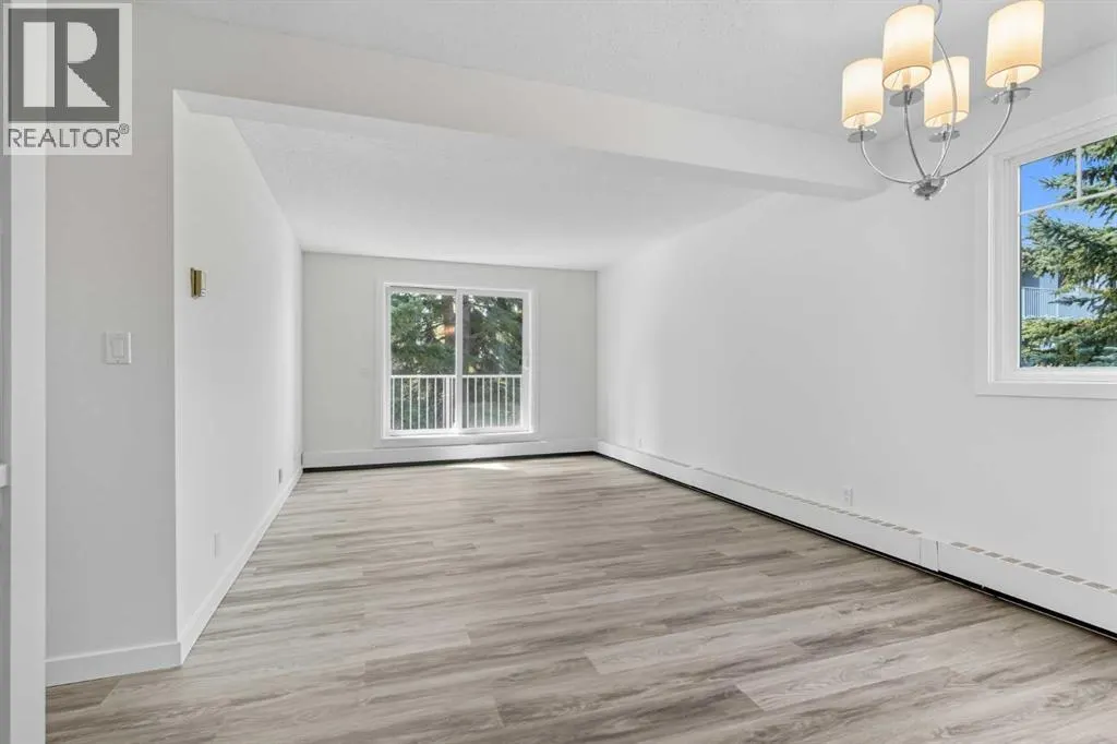 302A, 5601 Dalton Drive NW