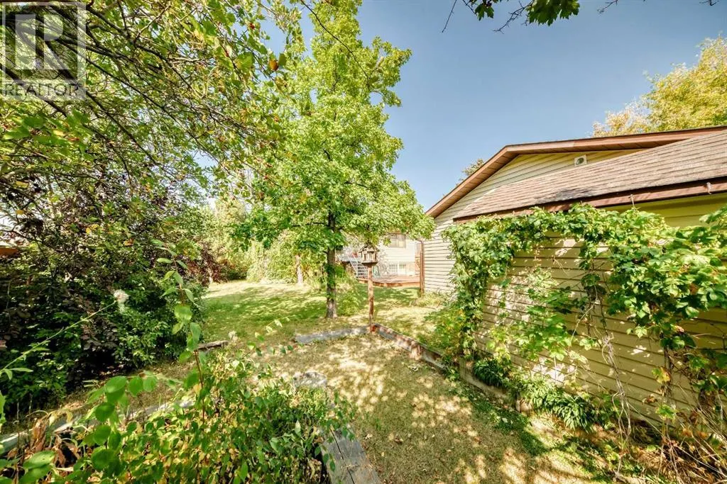 108 Jensen Place NE